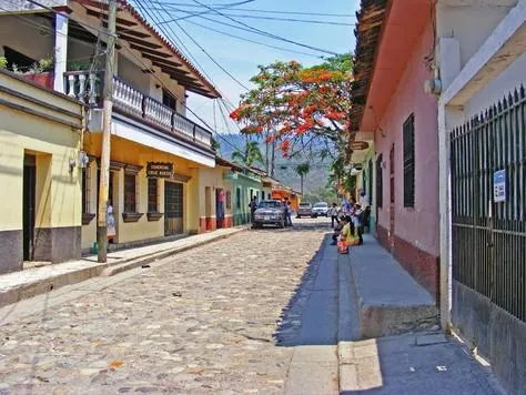 In the photo: the ruins of Copan in Honduras