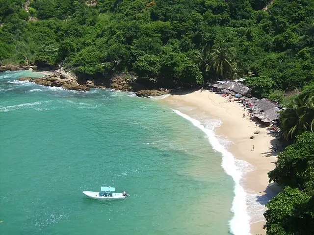 In the photo: the seaside resort of Puerto Escondido in Mexico