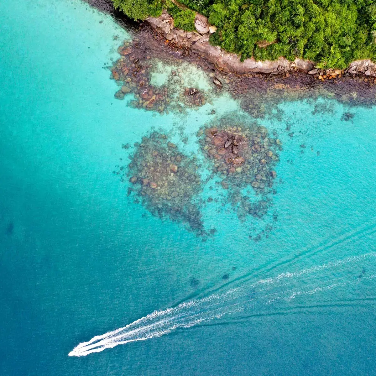 Relaxing on Angra dos Reis beaches, Emerald Coast and yachts in Brazil