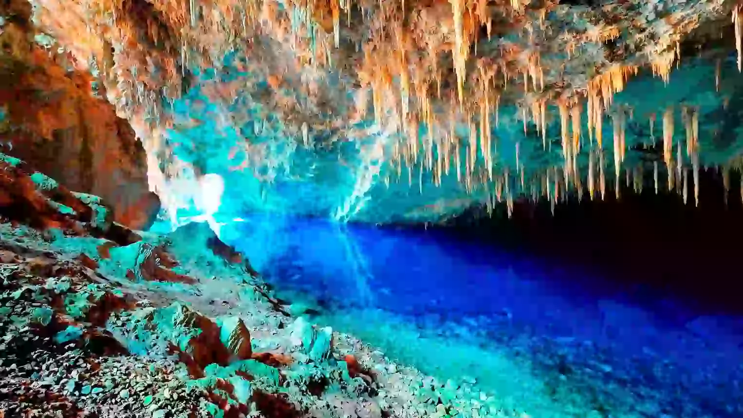 in photo: The Blue Lake cave  in Bonito,Brazil