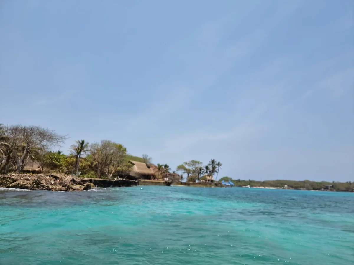 Day 5: Cartagena – Isla del Rosario (Island of charm) in shared service -4