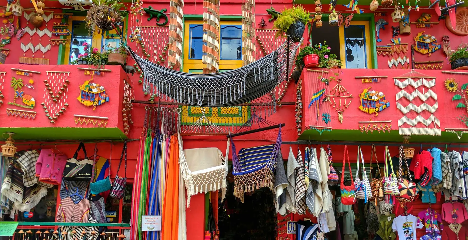 Colombia: Coffee, Culture  and Paradise Beaches