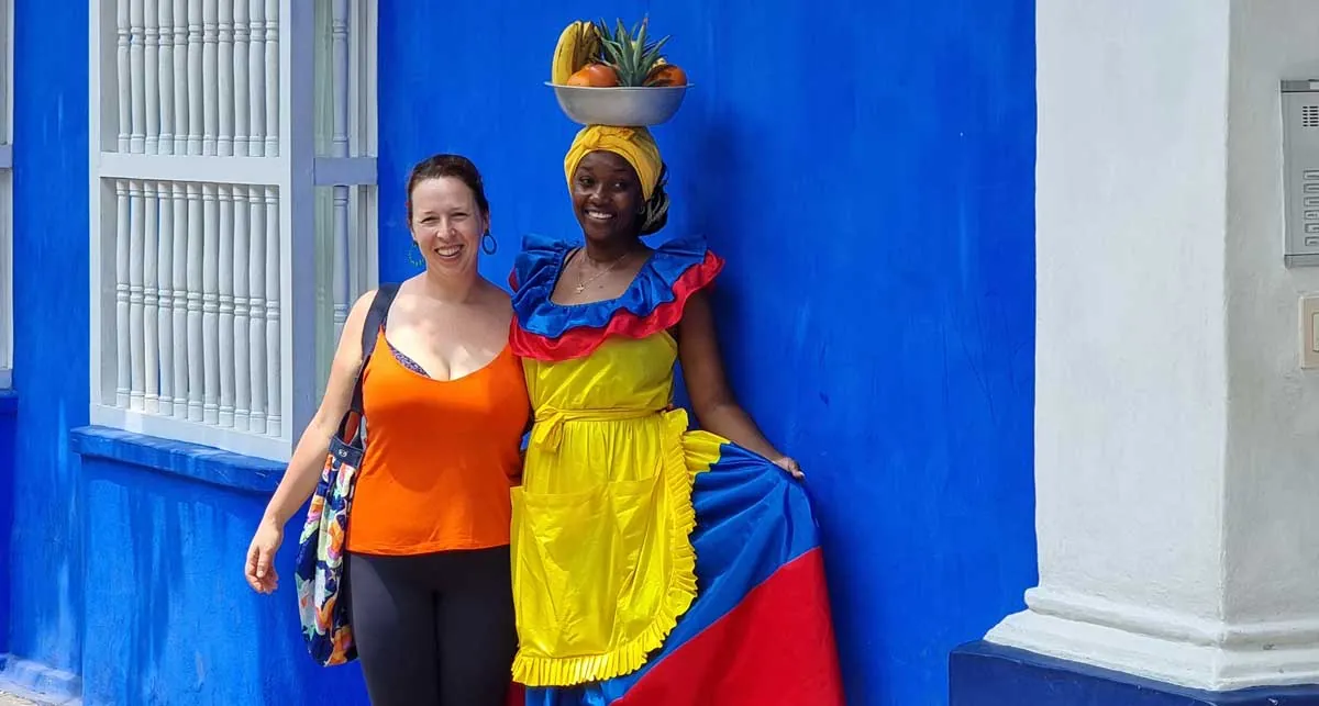 Colombian women in colorful traditional costumes