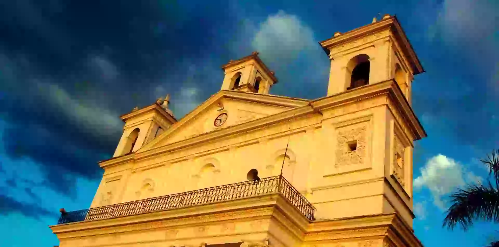 In the photo: Suchitoto city in El Salvador