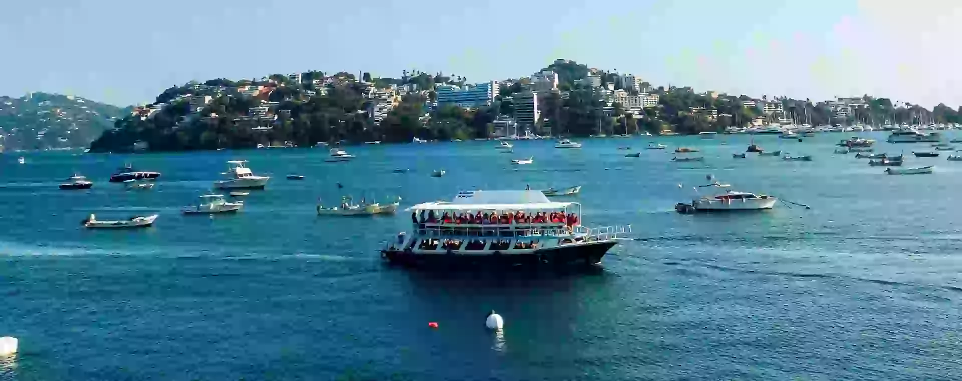 In the photo: the city of Acapulco in Mexico