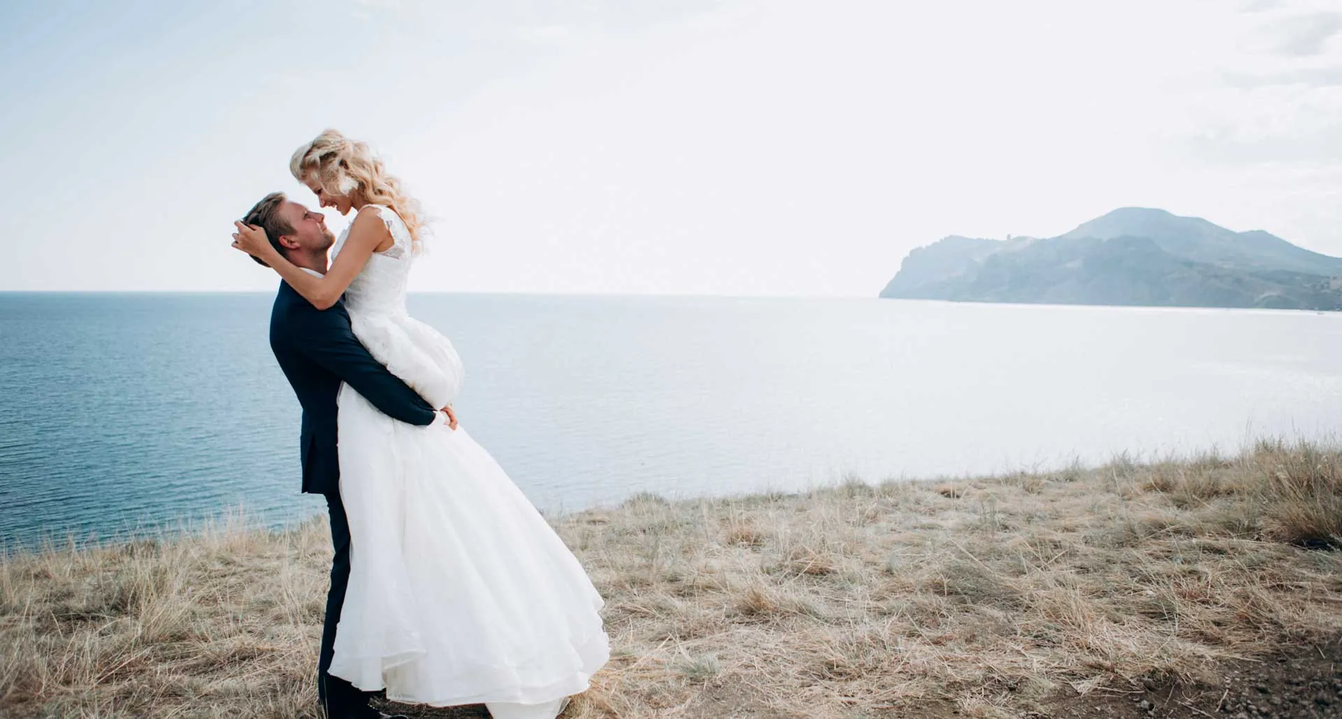 In the photo: romantic and wedding tours to Latin America