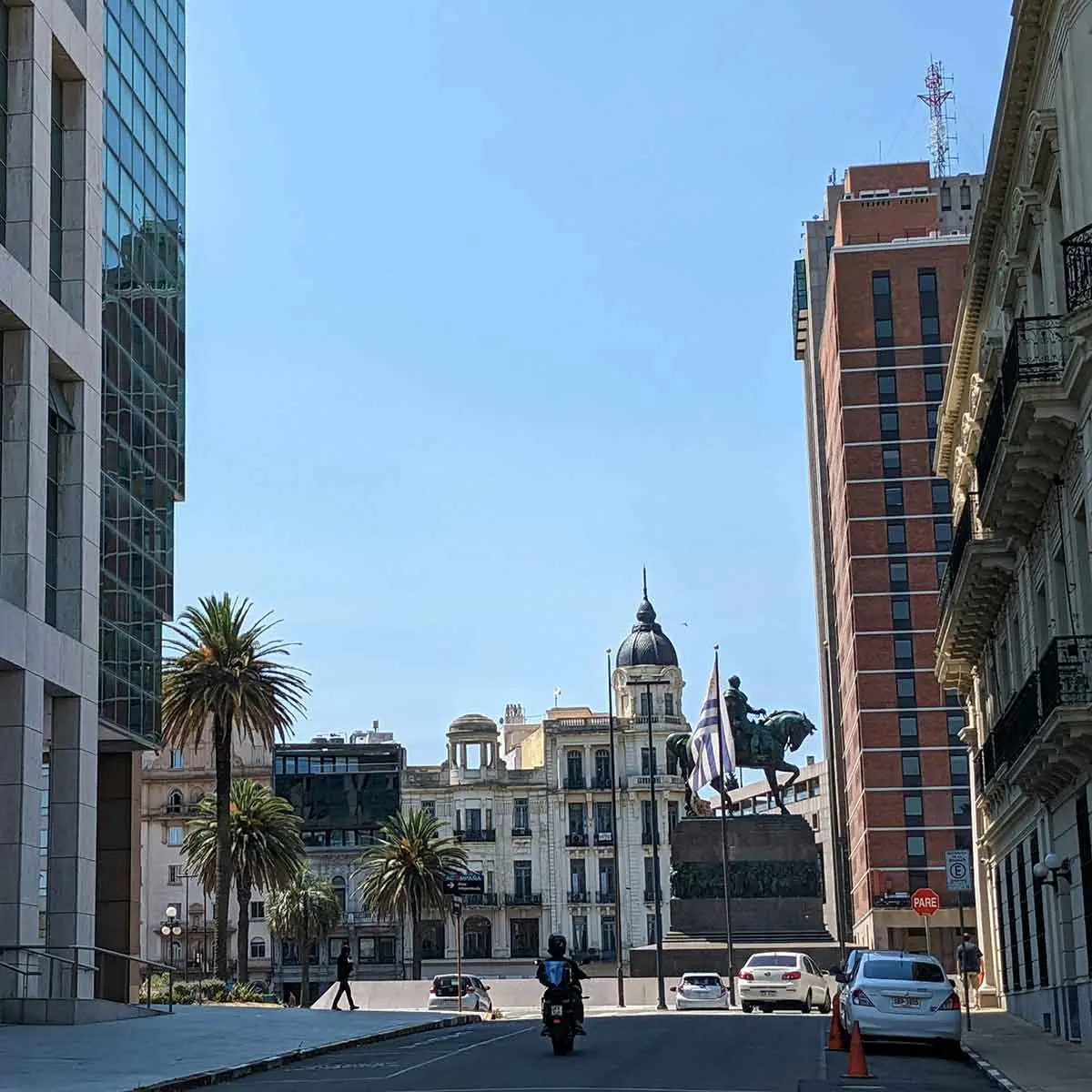 Uruguay Essentials: The Five-Star Circuit
