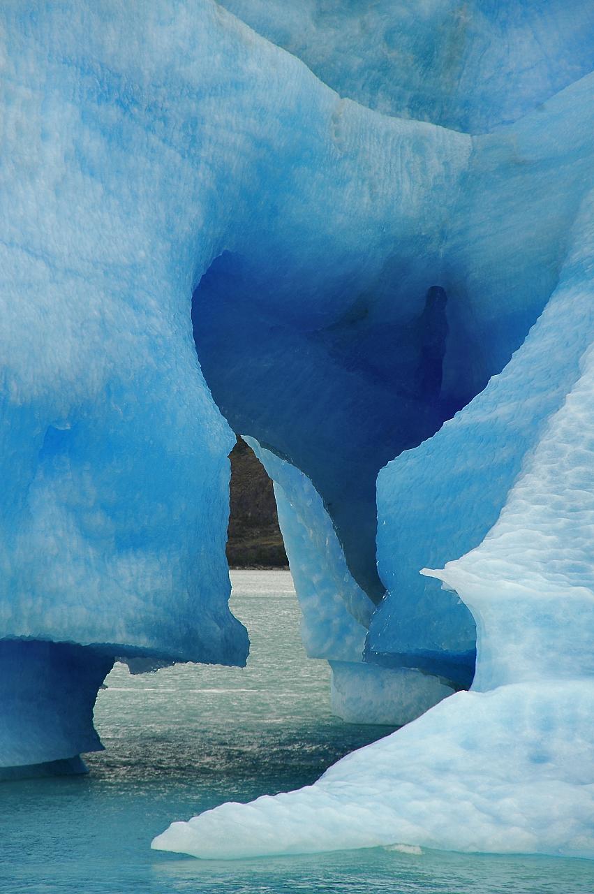 in photo: Perito Moreno Glacier in Argentine Patagonia (El Calafate)