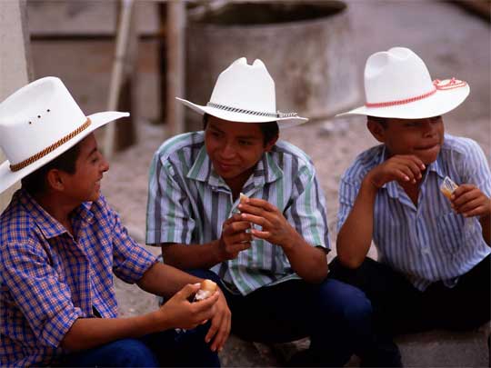 In the photo: local residents of Honduras