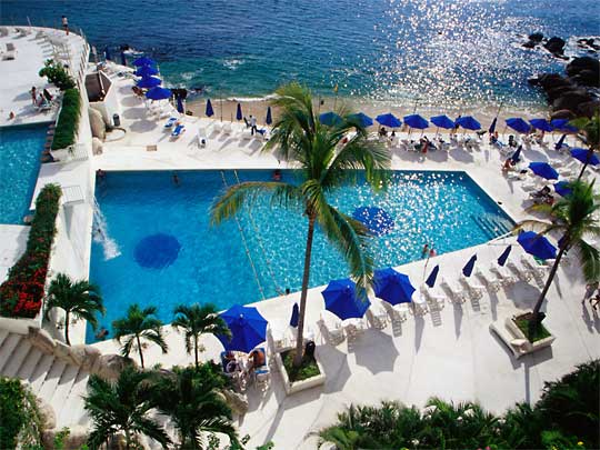 In the photo: the city of Acapulco in Mexico