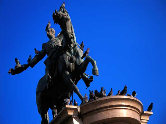 In the photo: the city of San Salvador in El Salvador