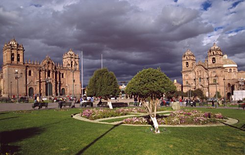 in the photo: the city of Cuzco in Peru