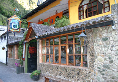 In the photo: the city of Banos in Ecuador in the Andes