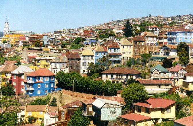 in the photo: Valparaíso, the city of Chile