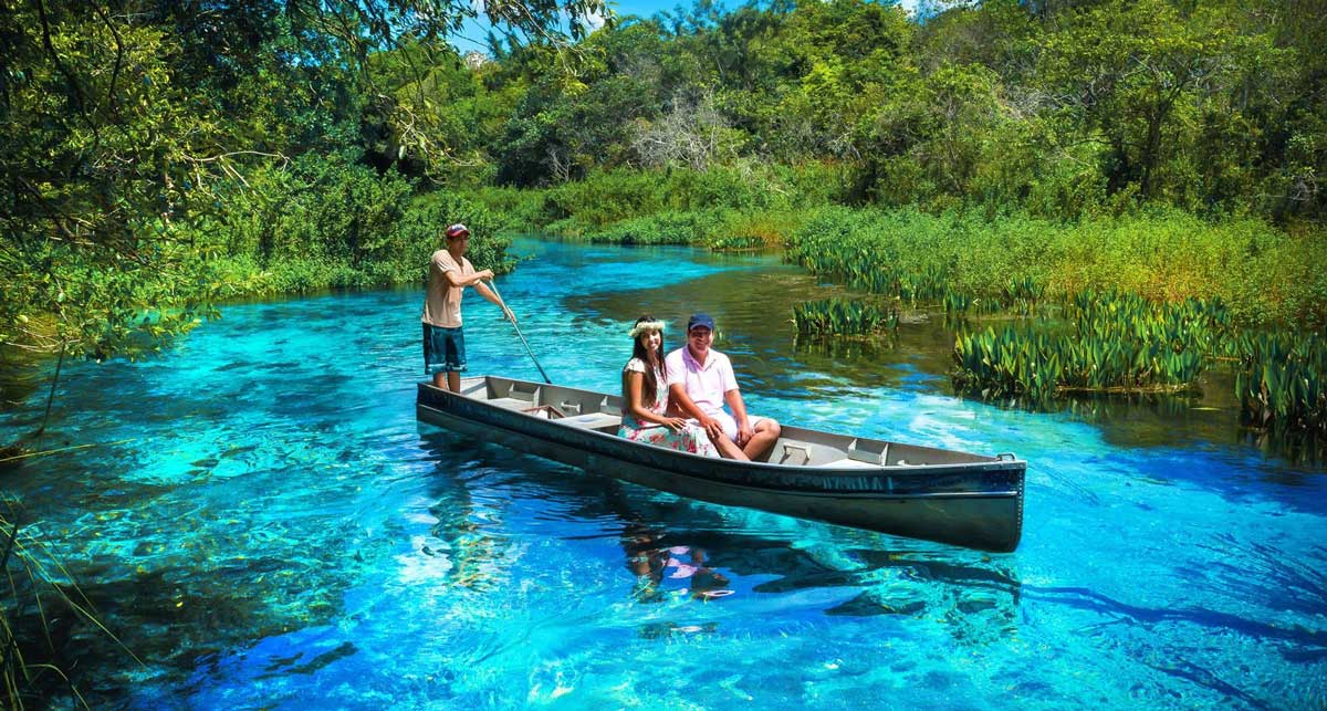 Romantic river cruise in Bonito, Brazil
