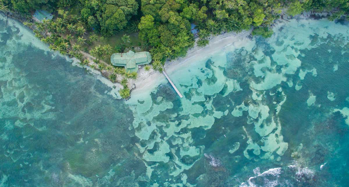 Bocas del Toro, Panama - coral reefs and turquoise water