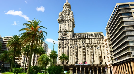 Montevideo: City tour and Historic Center